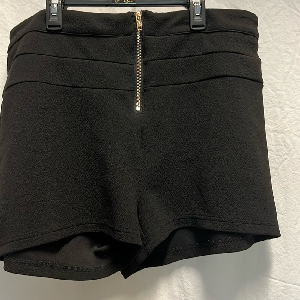 Women plus shorts